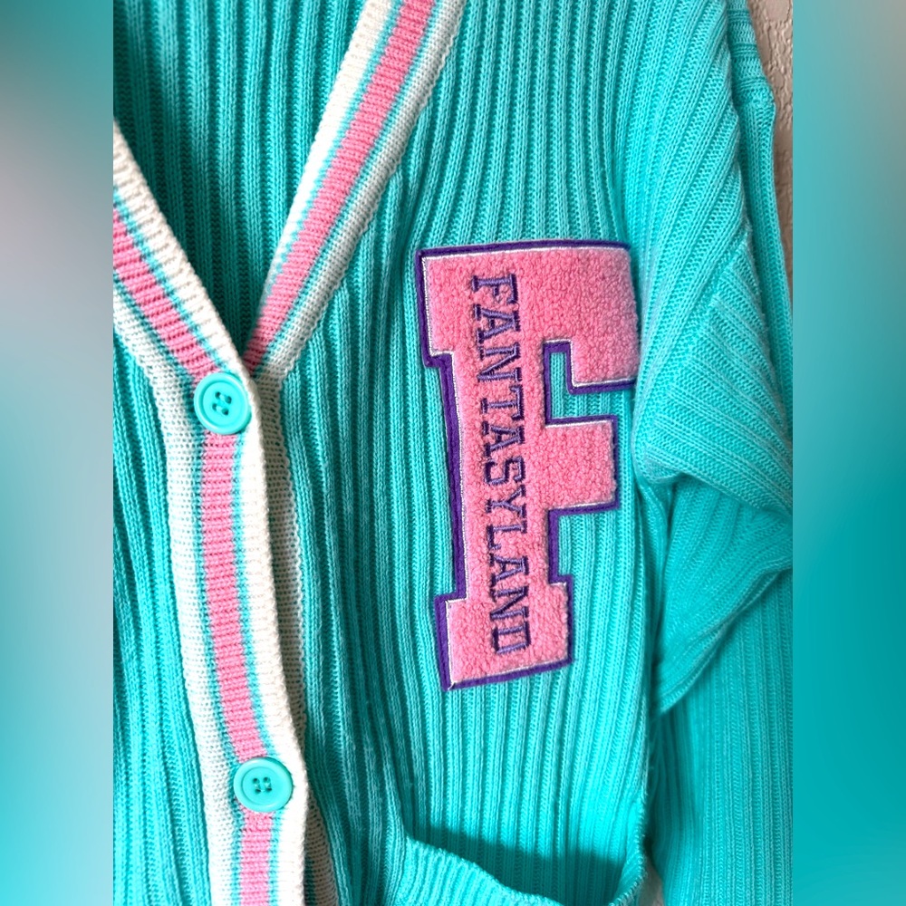 ** MAKE AN OFFER** ✨Fantasyland Cardigan for Adults ✨ - Picture 7 of 9